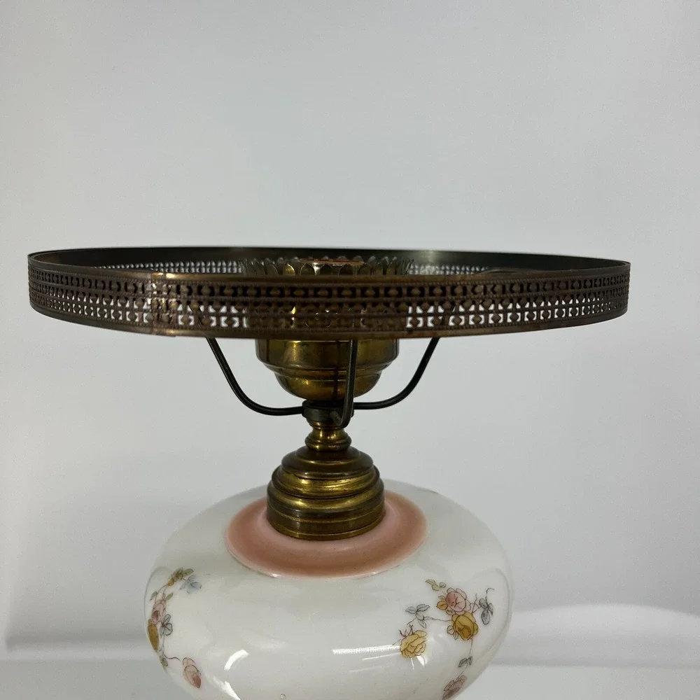 Vintage‎ Porcelain Converted Table Oil Lamp 14